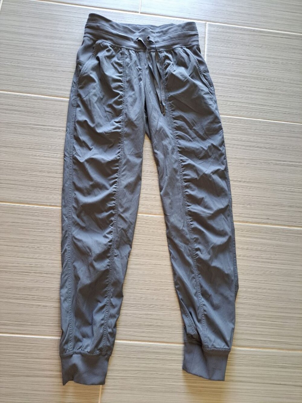 Lululemon Dance Studio Mid-Rise Jogger Pants With Drawcord Waistband Size 2 Gray - Picture 7 of 12
